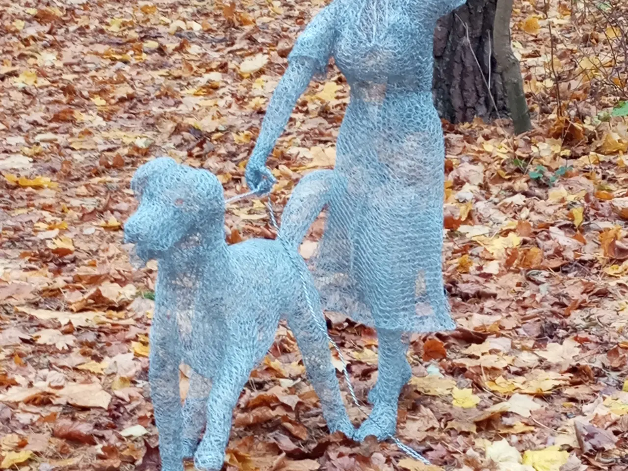 Billede 2 - En original havepynt, en trådskulptur