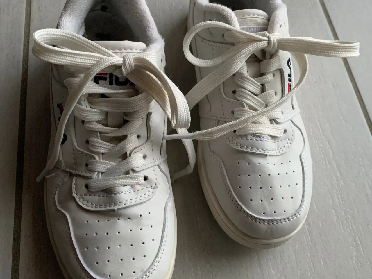 Billede 1 - Fila sneakers, hvide, str. 36