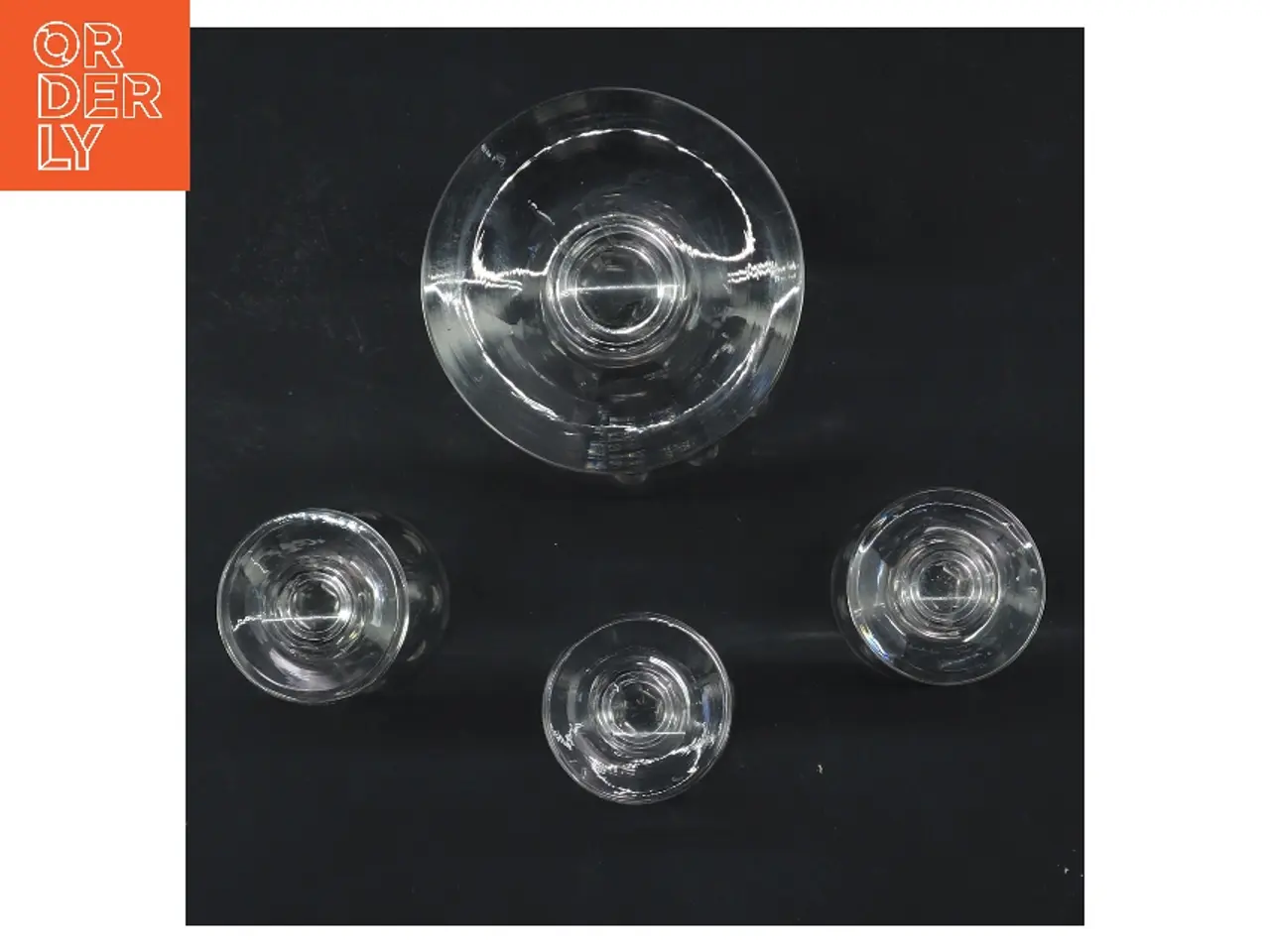 Billede 2 - Sæt med fire glas (str. 4 stk Ø 4 & 7 cm længde 8 & 13,5 cm)