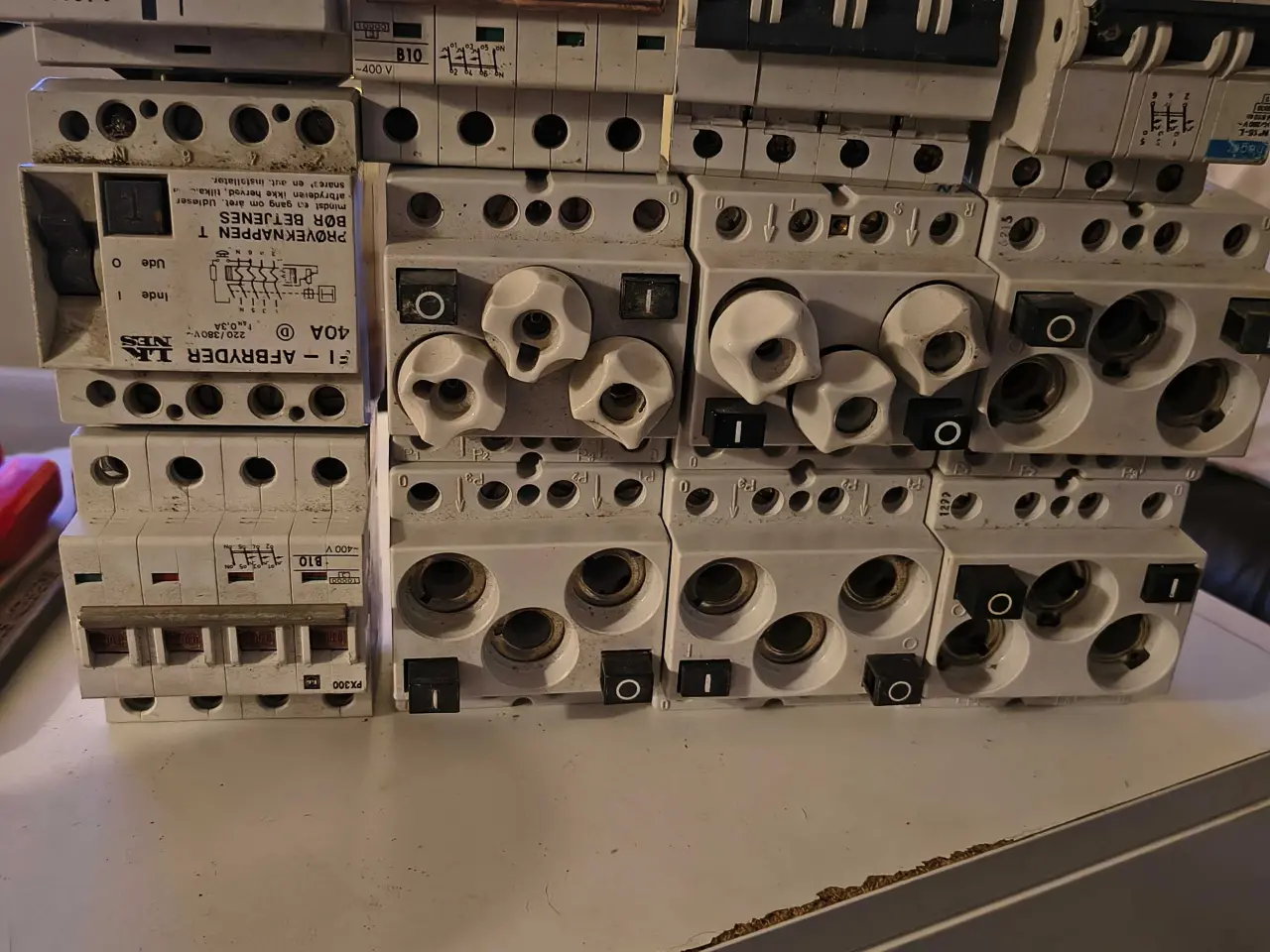 Billede 2 - EL ARTIKLER TIL INSTALLATION.