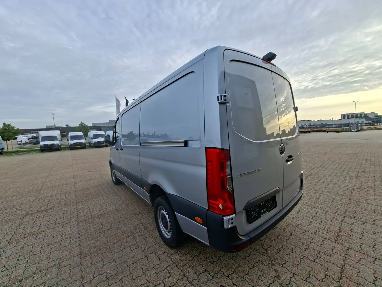 Billede 2 - Mercedes Sprinter 317 2,0 CDi A2 Kassevogn aut. RWD