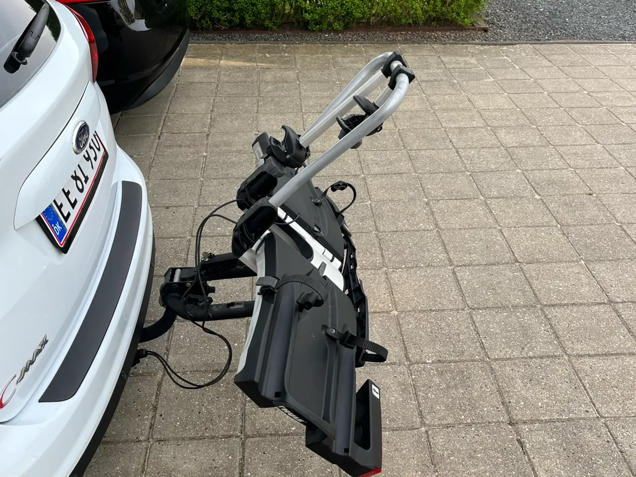 Billede 12 - Thule Easyfold 932 cykelholder til 2 cykler, vippe