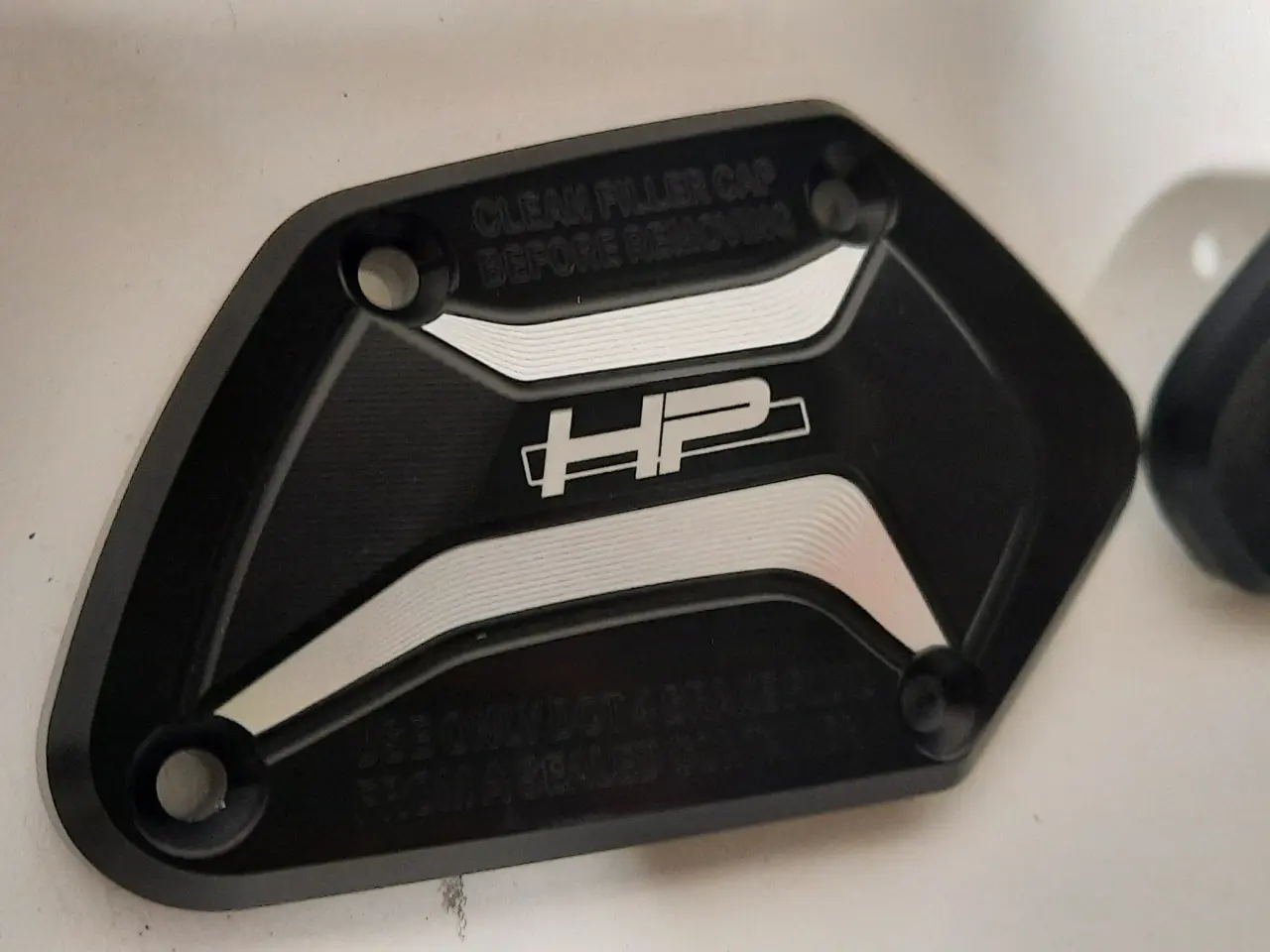 Billede 2 - BMW "HP" Dæksel f/ bremse/kobling R1250GS/R1250RT