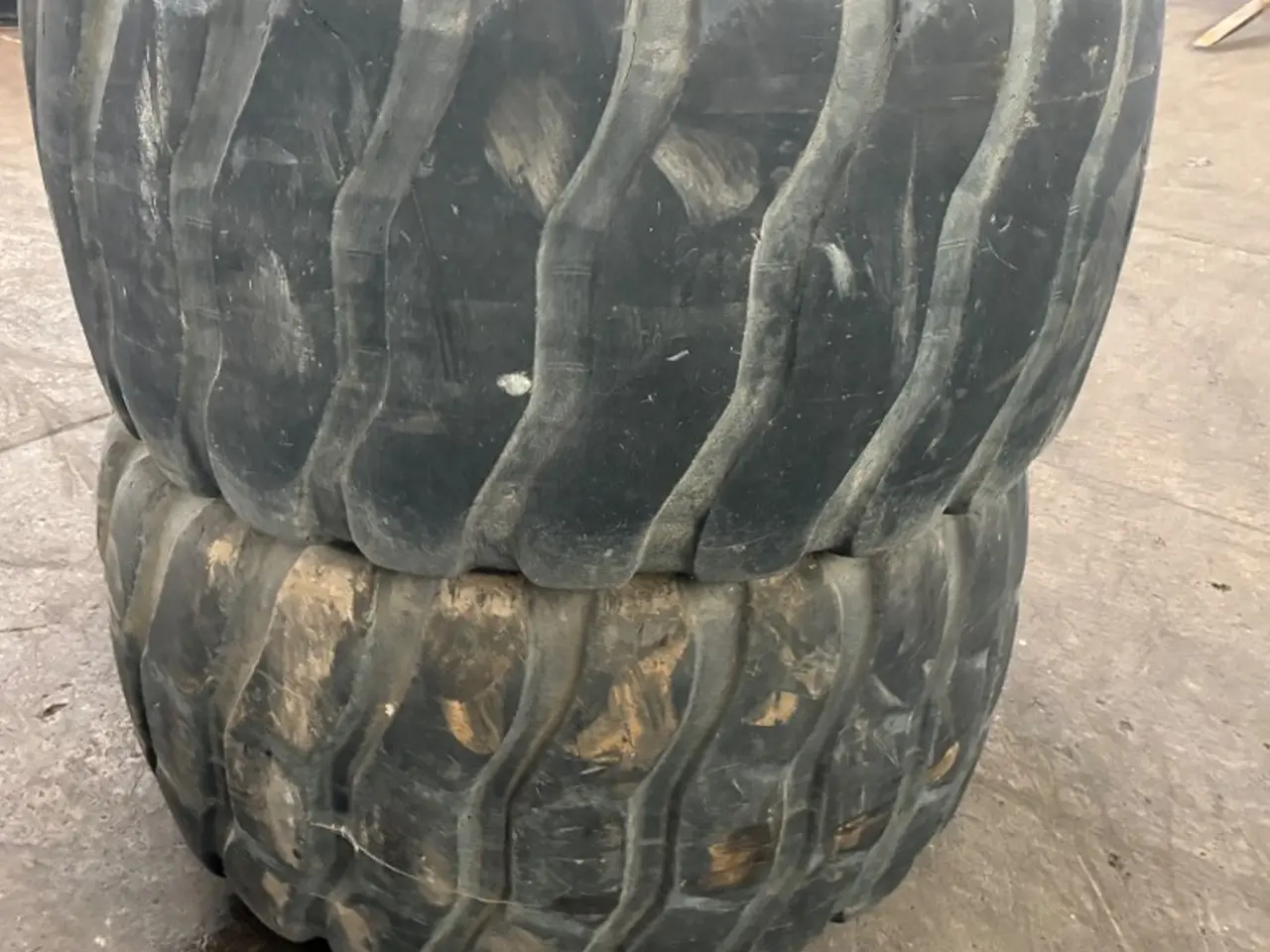 Billede 4 - Bridgestone entreprenør dæk 6 stk 750/65-R25