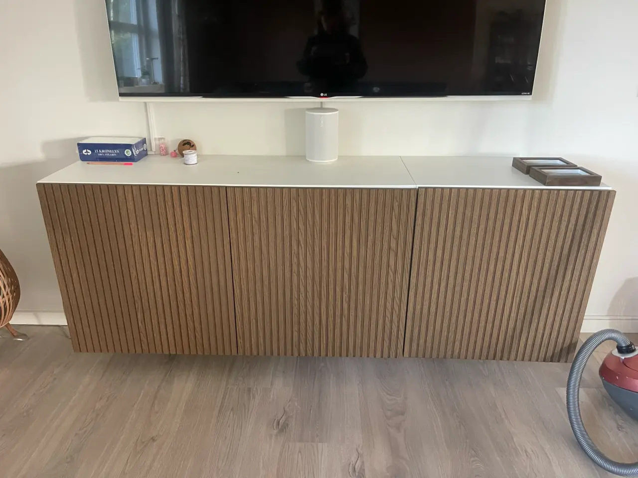 Billede 1 - Flot skænke 