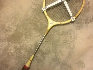 Badmintonketcher fra 196x. Giv et bud.