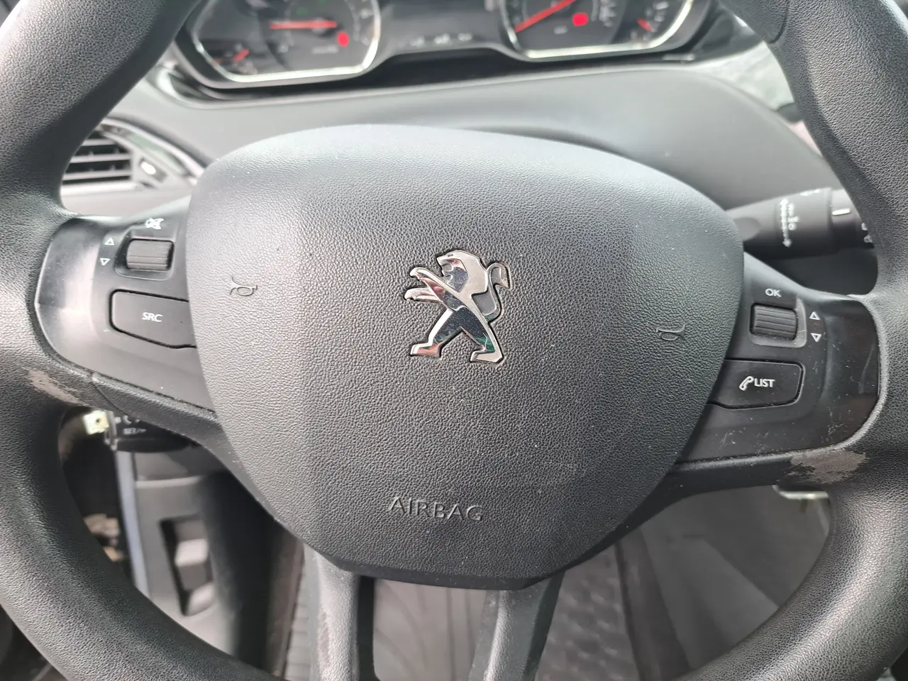 Billede 15 - Fin Peugeot 208 samme ejer siden 2016