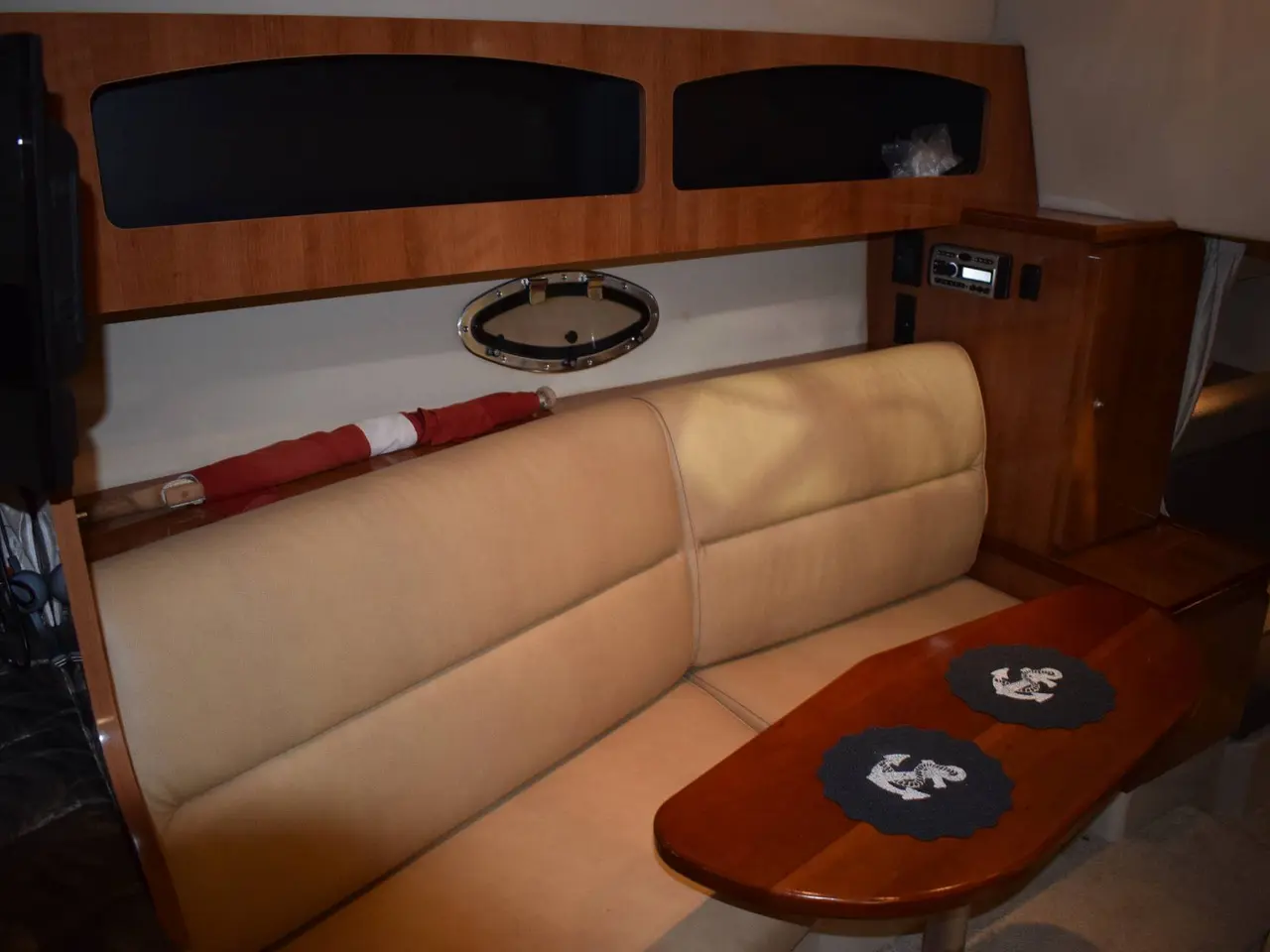 Billede 7 - Cruiser Yachts 300 Express - Twin Volvo Penta D3/Udstyr - DIESEL