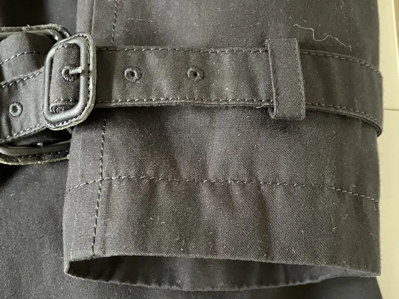 Billede 13 - Burberry trendcoat, herre, str L.