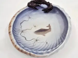 Royal Copenhagen Skål Med Krabbe nr. 2465. sortering 1
