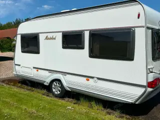 LMC 475 RD - yderst velholdt campingvogn 