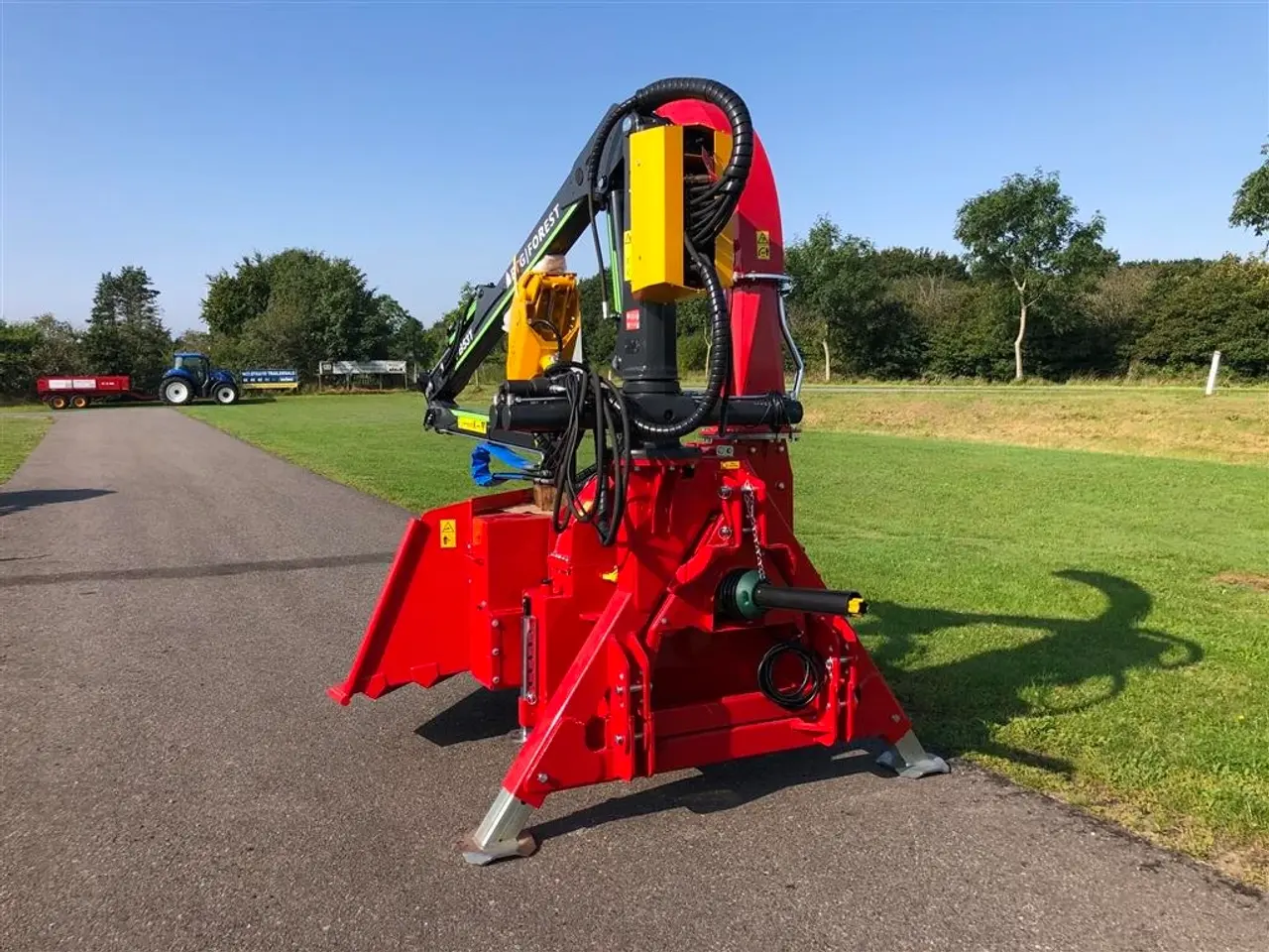 Billede 3 - TP 270 PTO K med FTG 5,3m kran med fjernbetjent joystick.