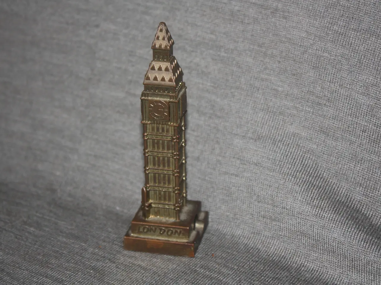 Billede 2 - Blyantspidser London højde 10,5 cm