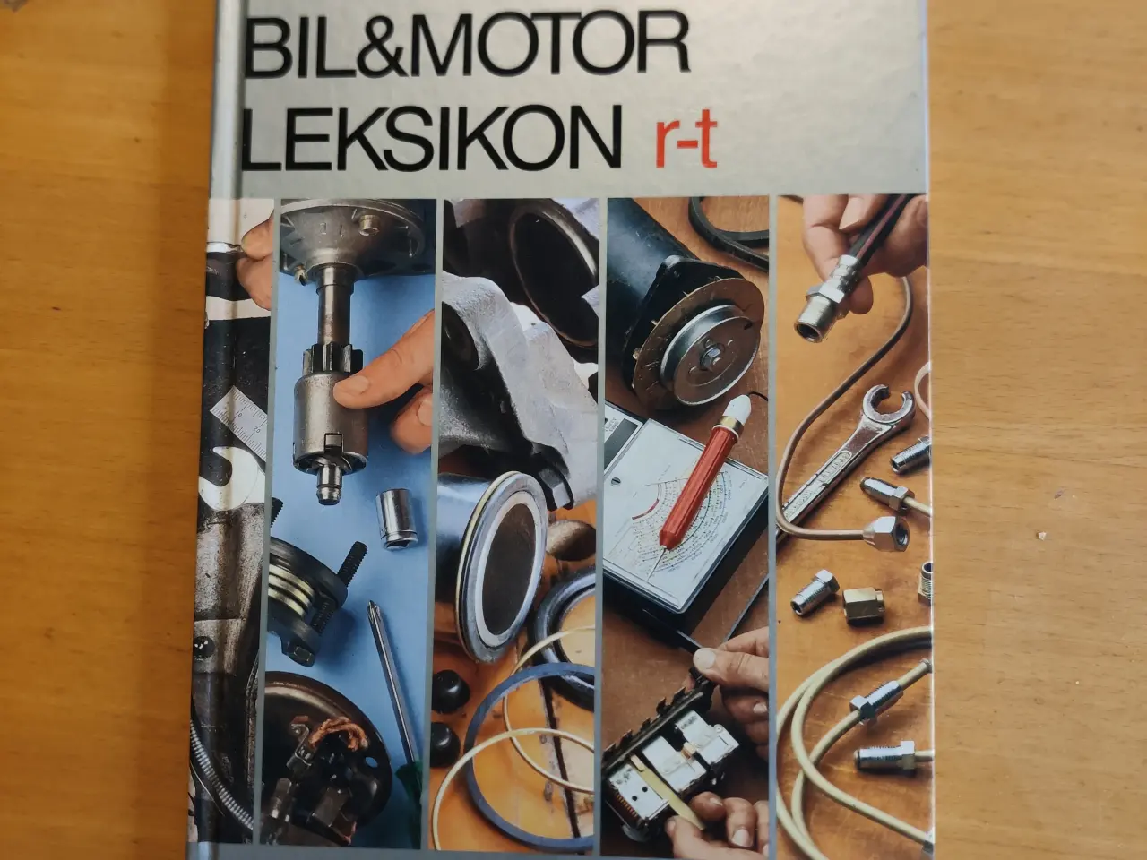 Billede 3 - Bil og motor leksikon 4 stk.