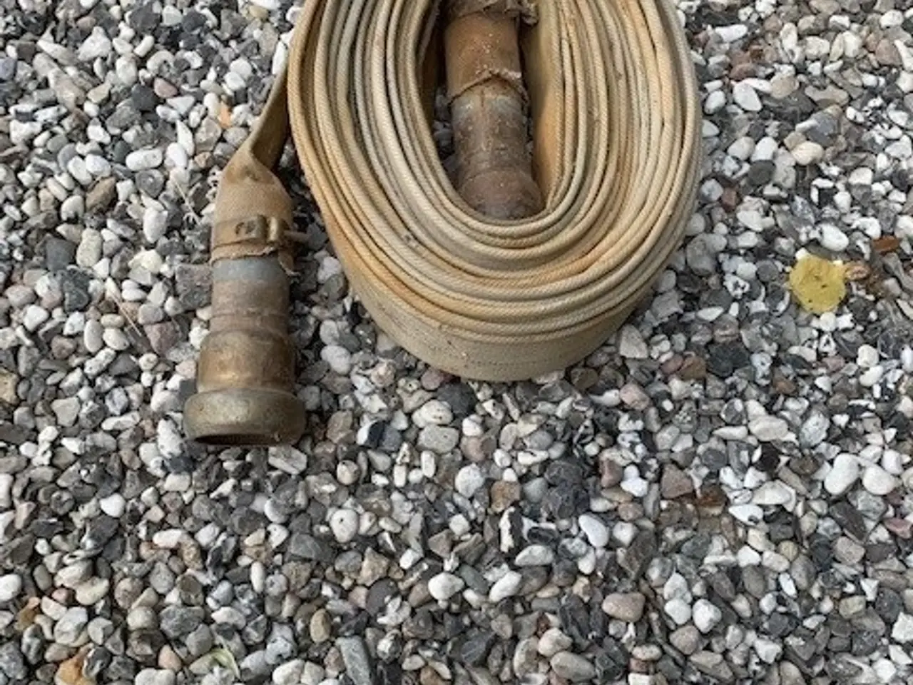 Billede 1 - - - - Koblinger til fødeslange