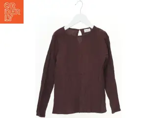 Langærmet bluse fra Friends (str. 134)