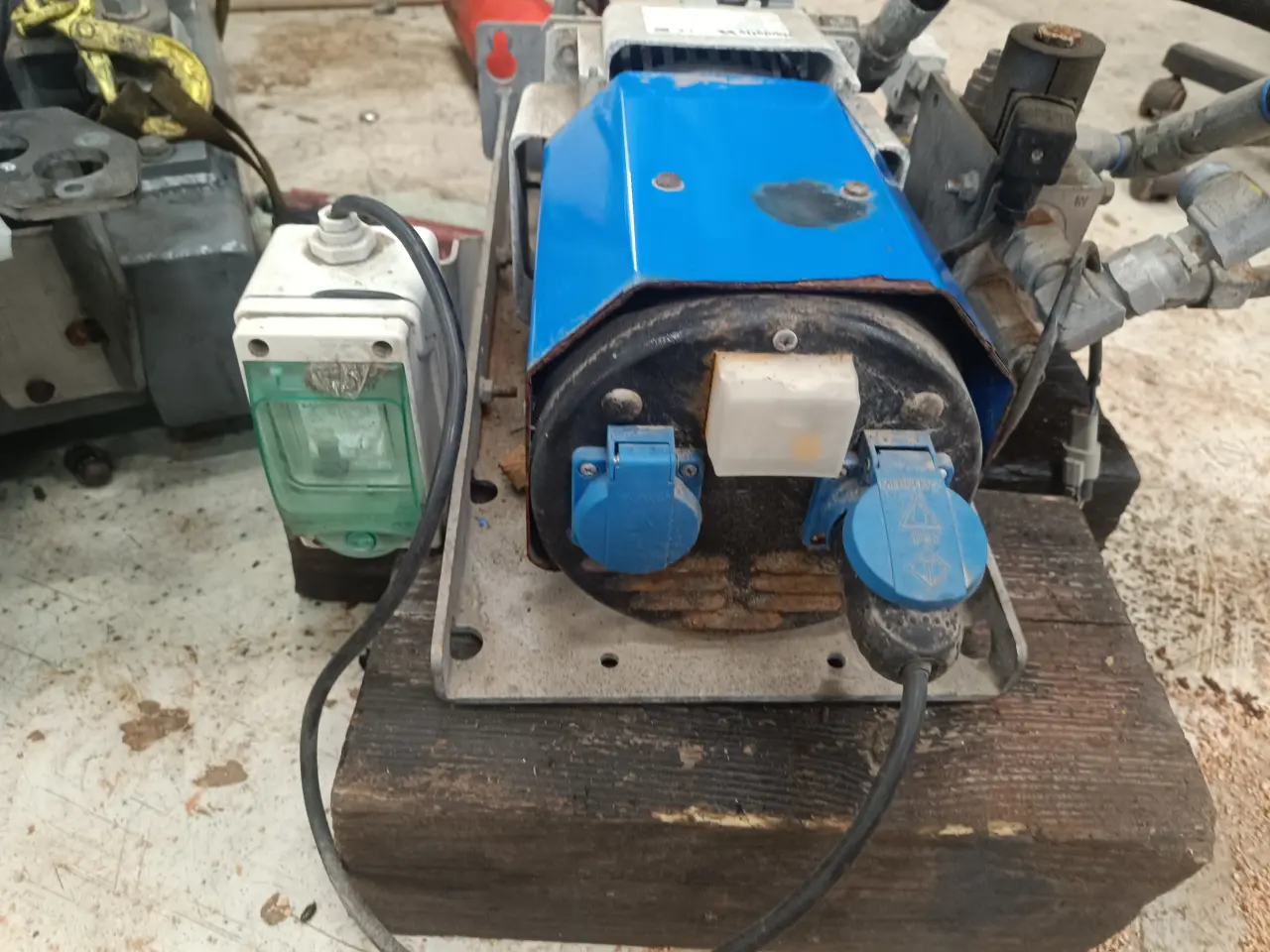 Billede 1 - Generator. Hydraulisk.