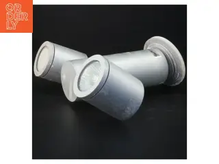Loftslampe (inde/ude) med tre spots (2 stk) (str. 19 cm)