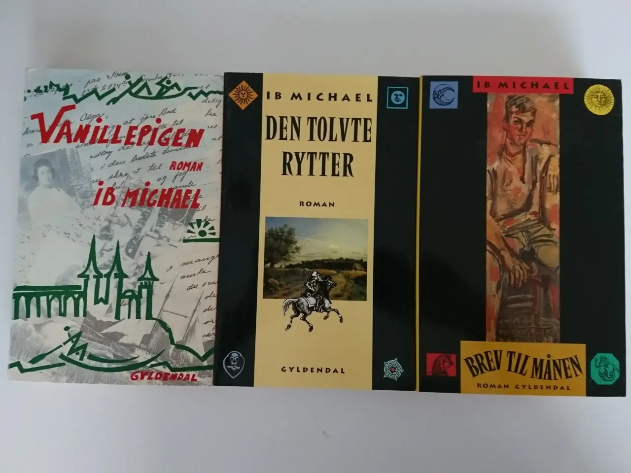 Billede 1 - Vanilletrilogien (3 bøger) ; Vanillepigen, Den tol