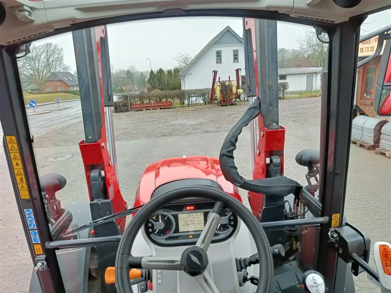 Billede 7 - McCormick X6.135 med M 30im frontlæsser (DEMO/leje traktor)