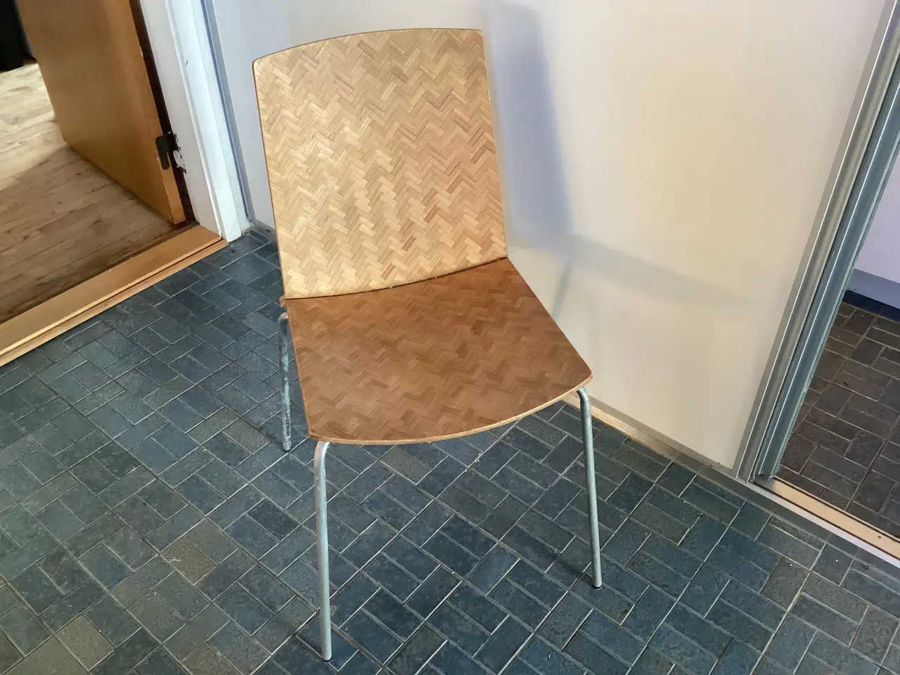 Billede 1 - 4 pæne stole (`Eliot`) fra Ikea