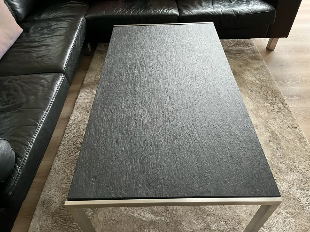 Billede 4 - Designer Sofabord i sort 20mm skiffer stel børstet