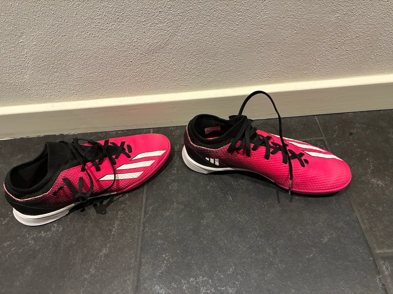 Billede 2 - Adidas indefodboldsko str 37 1/2