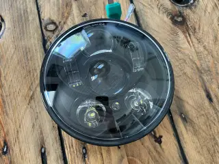 LED forlygte med positionslys