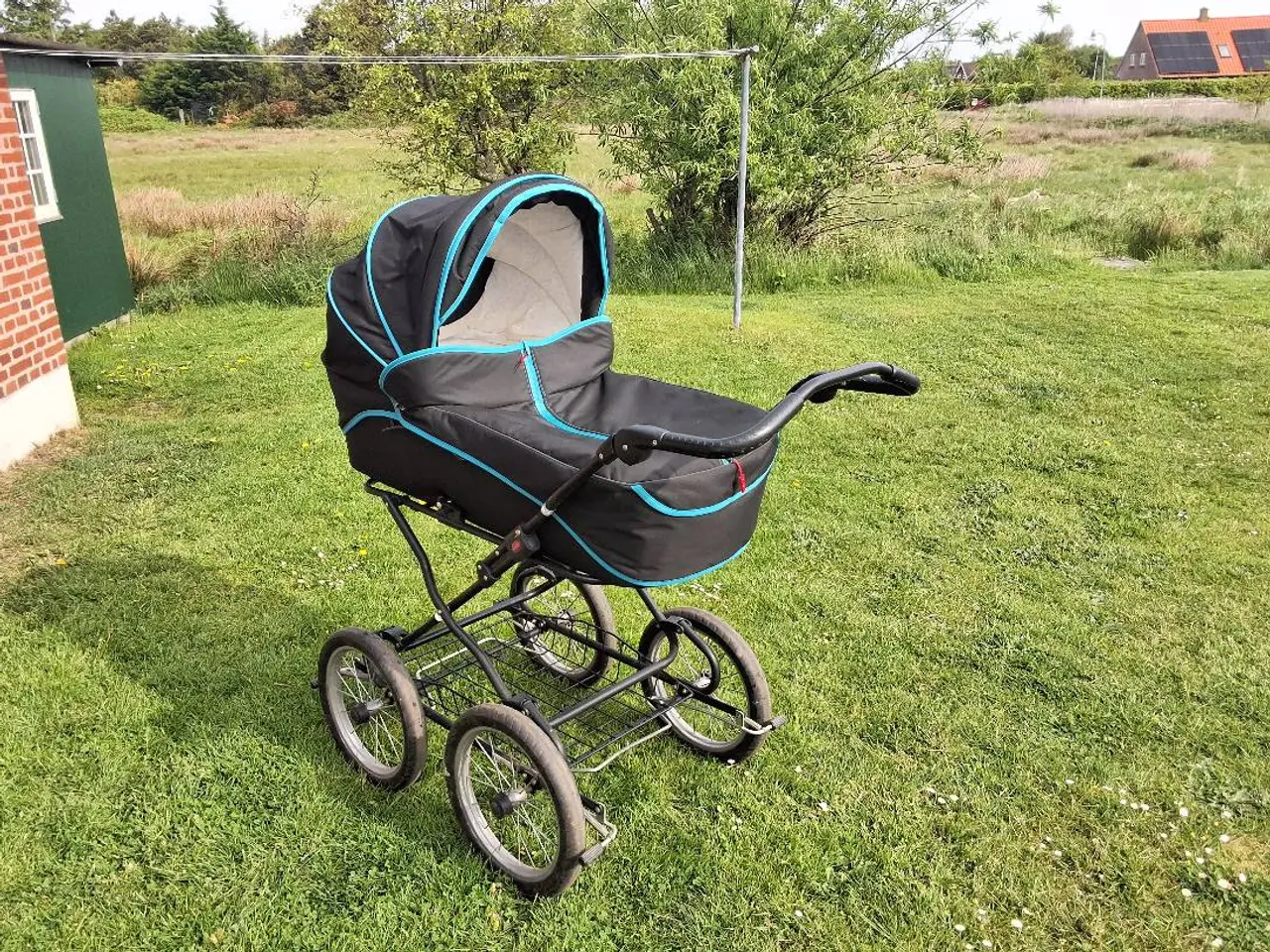 Billede 1 - Barnevogn Odder Zip med Ex-dream stel.