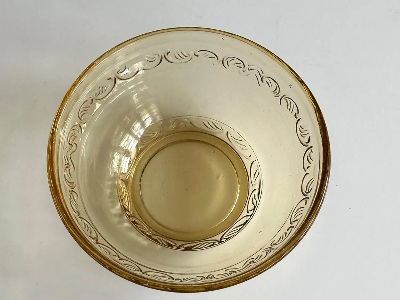 Billede 4 - Lille glasskål, ravfarvet