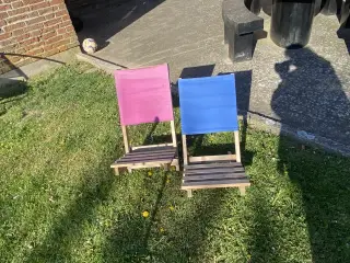 Sammenklappelige træ strandstole med pink og blå r