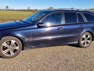 Mercedes w211 E320 van
