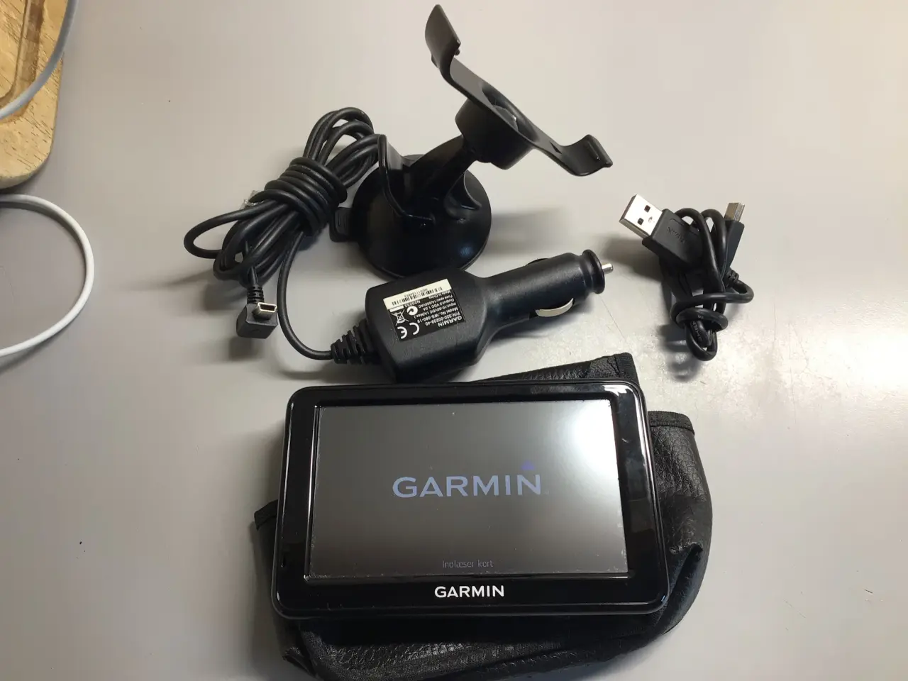 Billede 3 - (((Garmin Nüvi 2445 LM GPS )))
