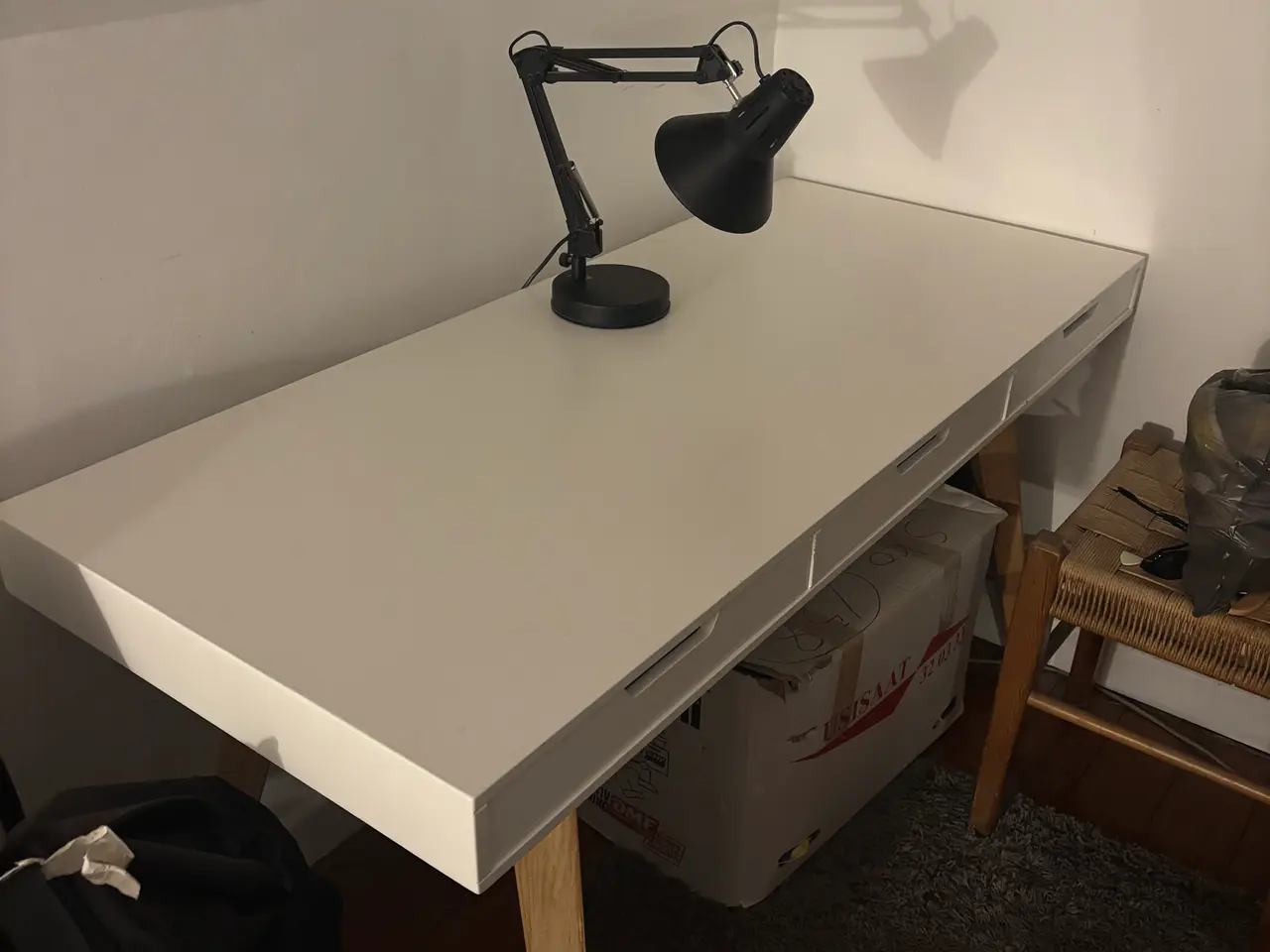Billede 3 - Skrivebord med skuffer