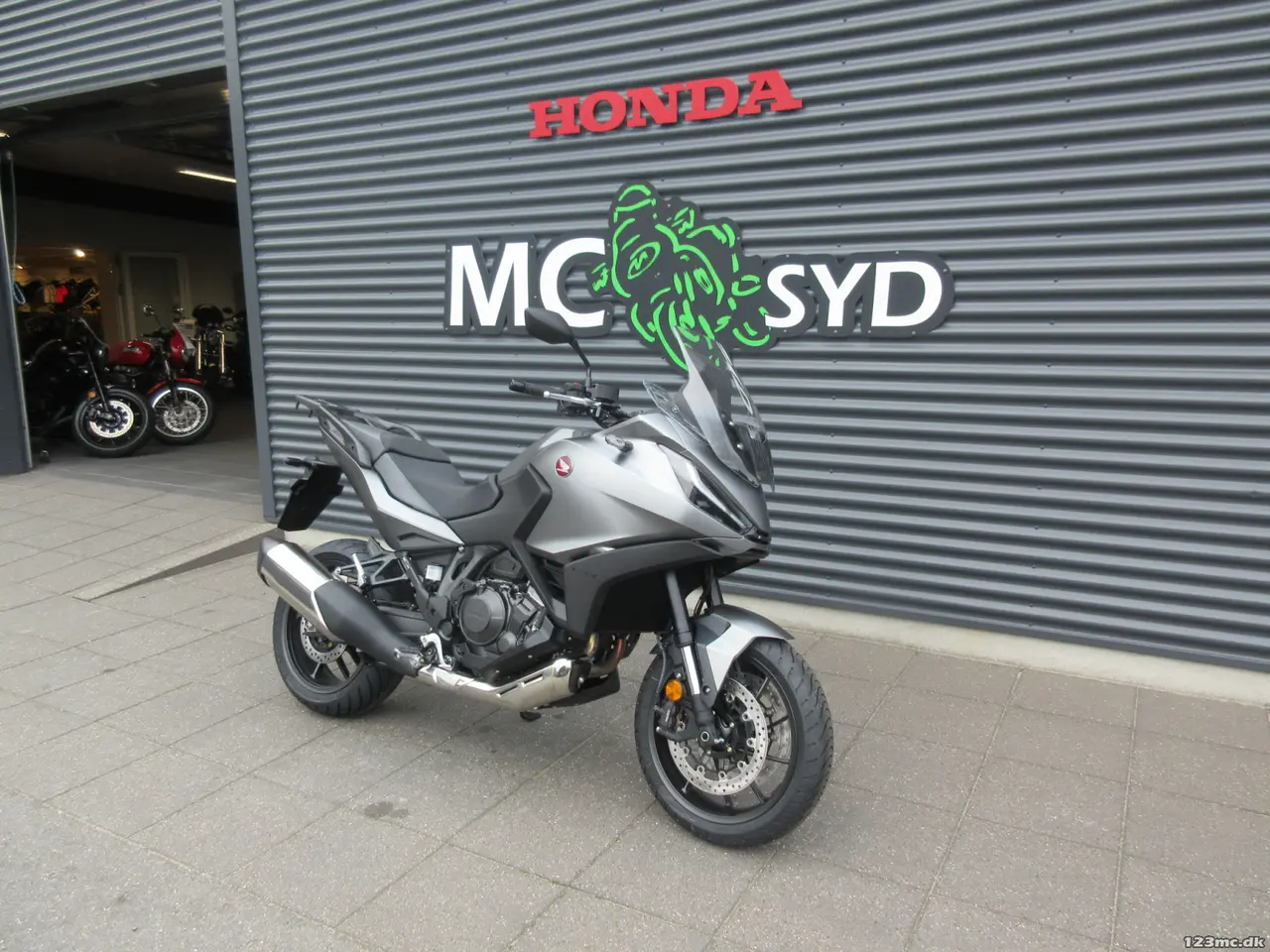 Billede 2 - Honda NT 1100 A MC-SYD BYTTER GERNE 5 ÅRS FABRIKS GARANTI