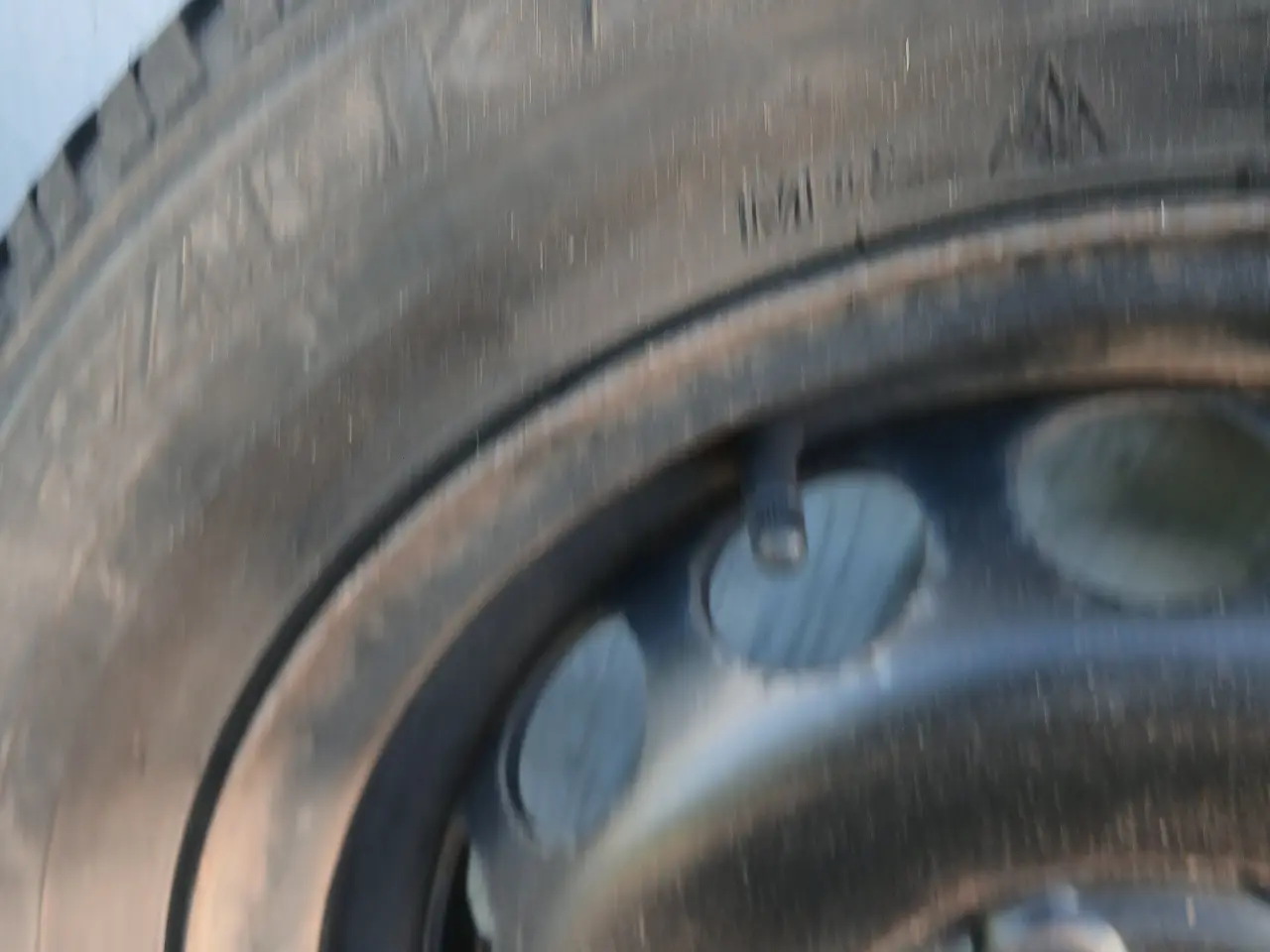 Billede 6 - 4 stk. vinterhjul til Citroen C1/Peugeot 107/Aygo