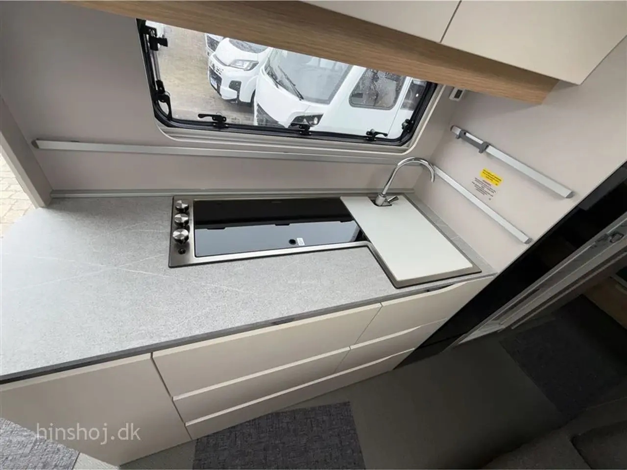 Billede 7 - 2021 - Adria Adora 673 PK Twin Lækker famillie vogn med køje med dobbeltseng fra Hinshøj Caravan