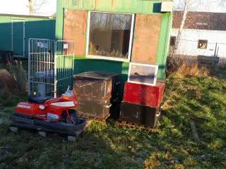 " Mandskabs og beboelses pavilioner. ex. Moms.