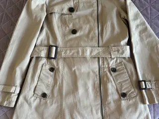 Trench coat