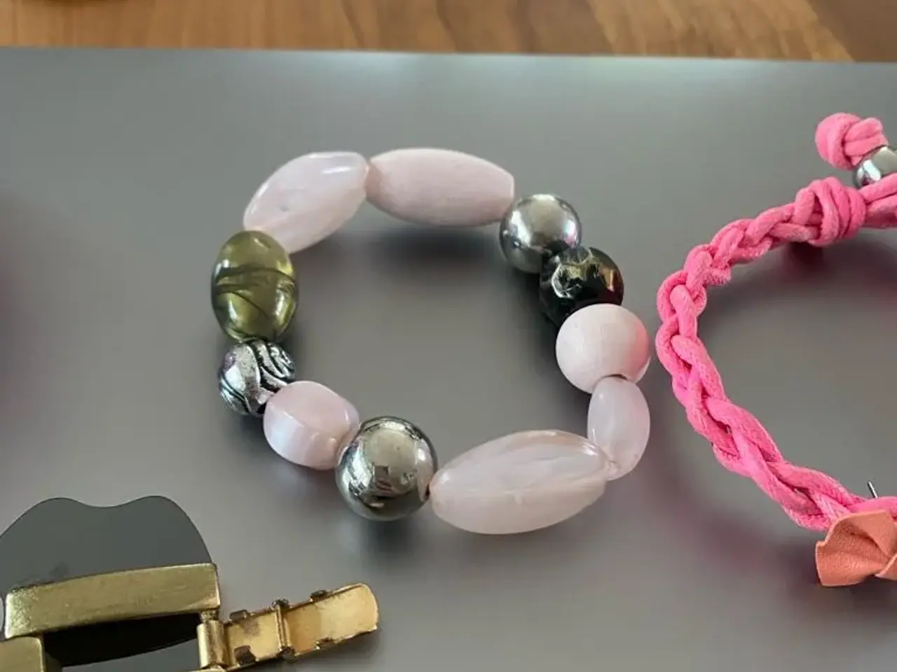 Billede 3 - Flotte armbånd