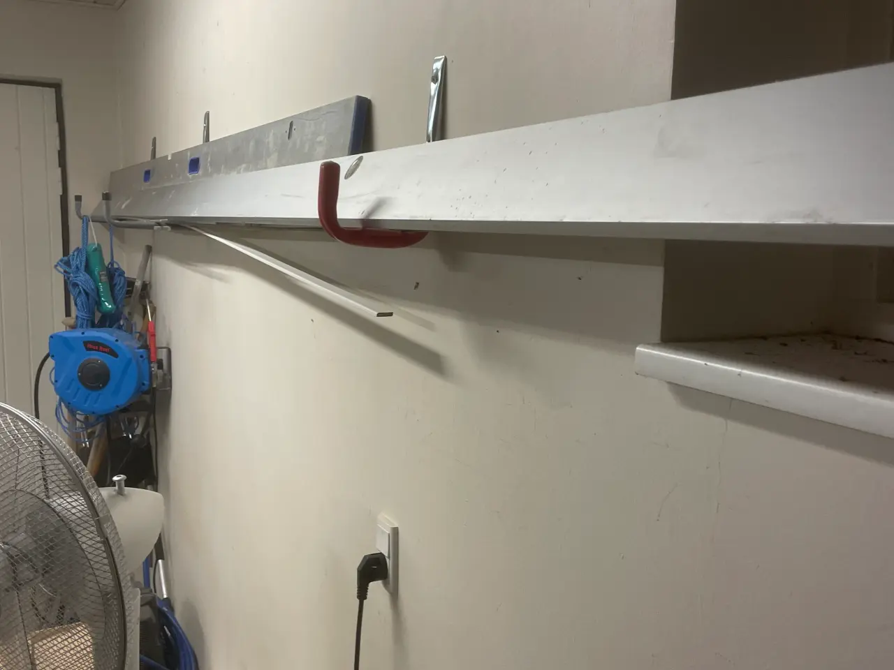 Billede 3 - Alu skinner 3 og 4 m blære 