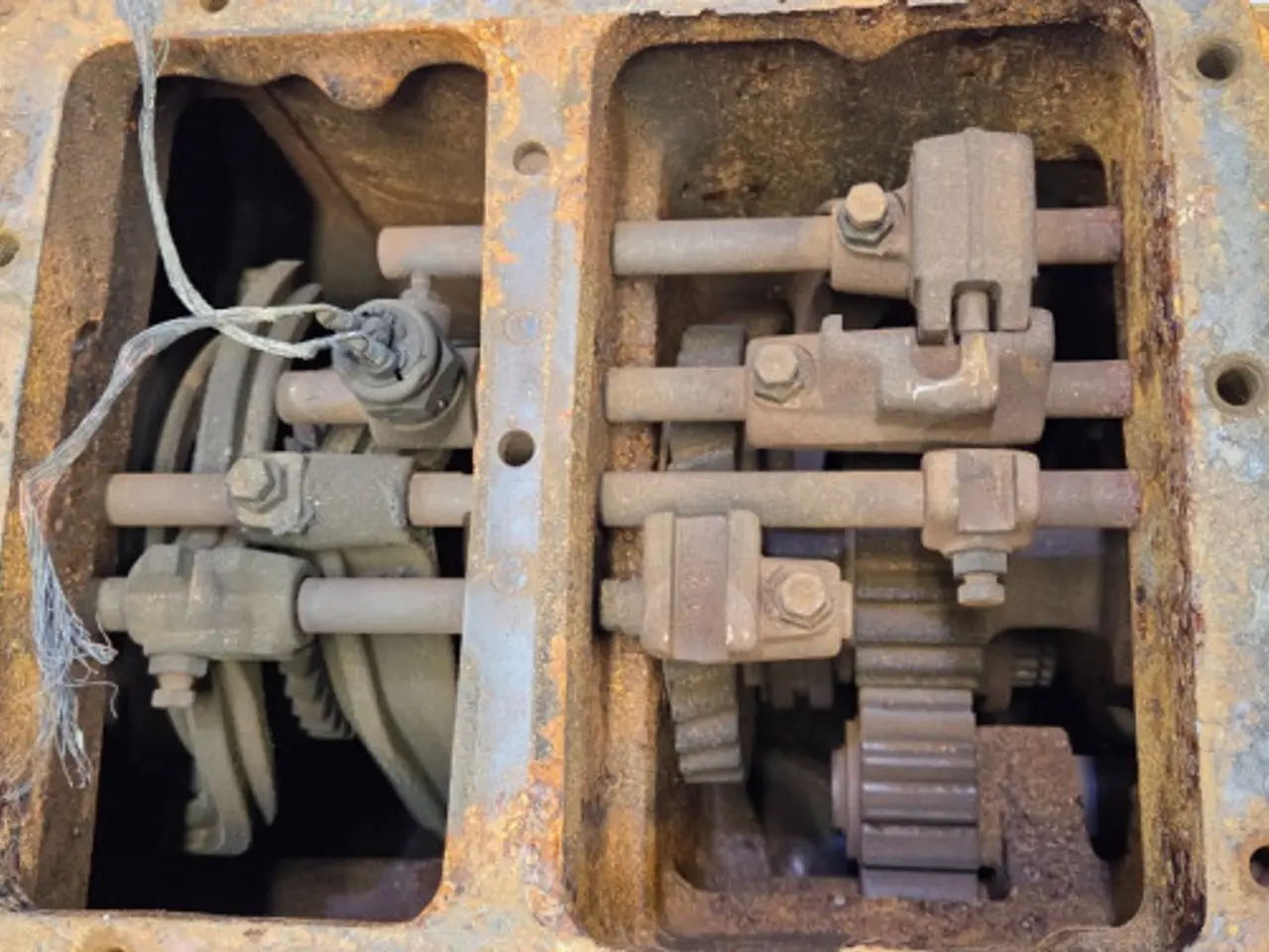 Billede 5 - Ford 7810 Gearkasse E6NN7003DA