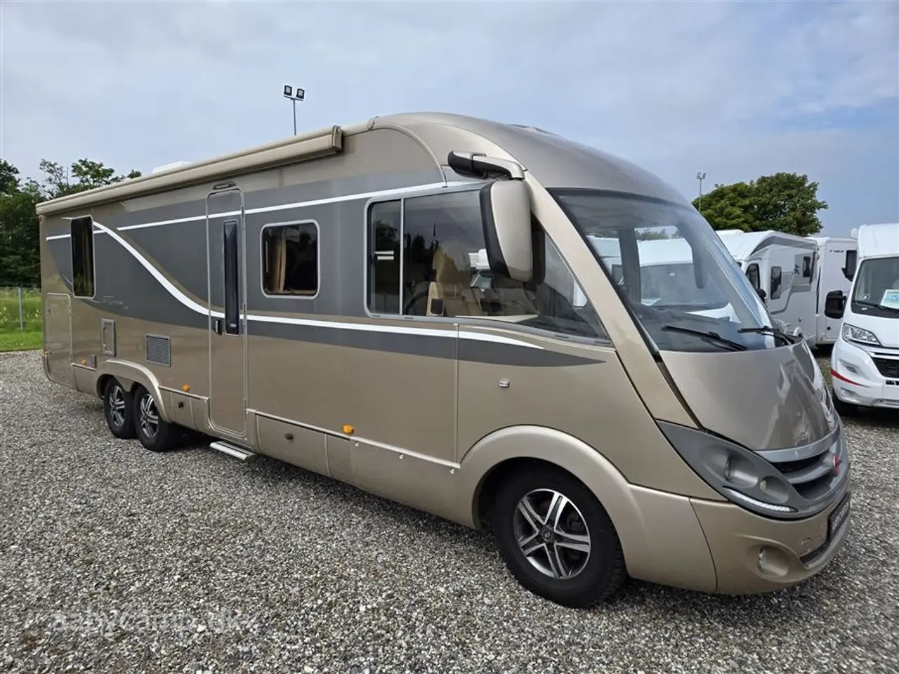 Billede 1 - 2014 - Bürstner Elegance I 890