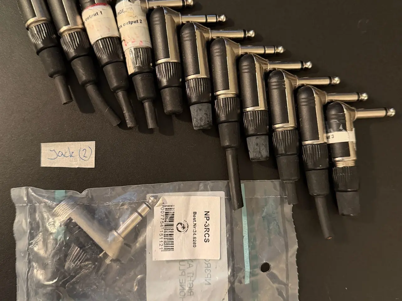 Billede 1 - Neutrik vinklede jackstik 6,3 mm – ca. 14 stk.