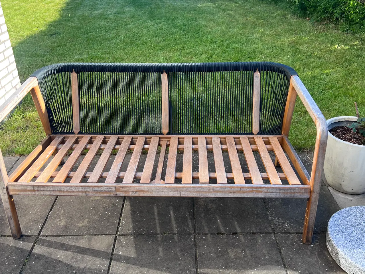 Billede 2 - Havemøbler i træ. 2 personers Sofa + lounge stol