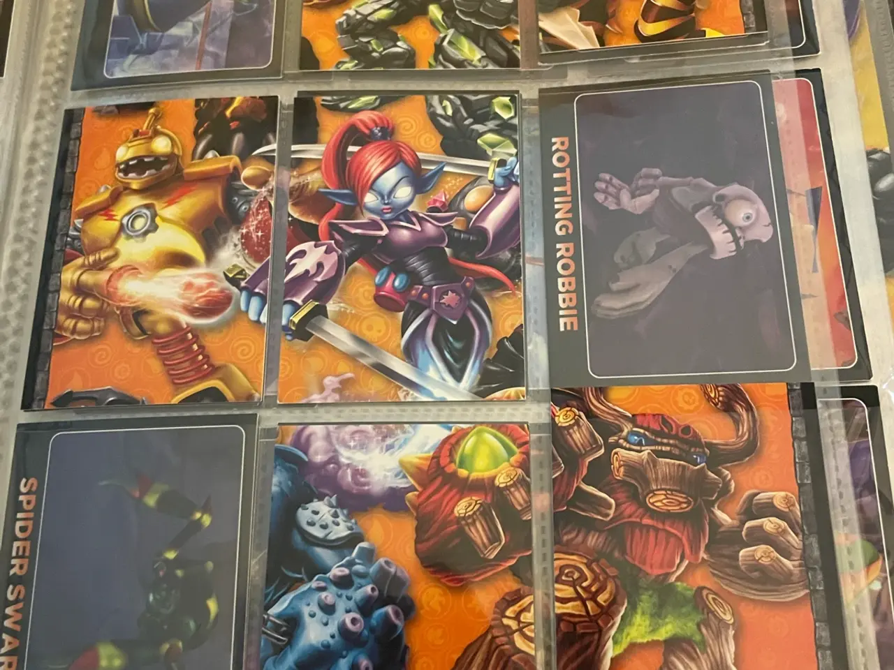 Billede 14 - Skylanders samlekort 287 stk.