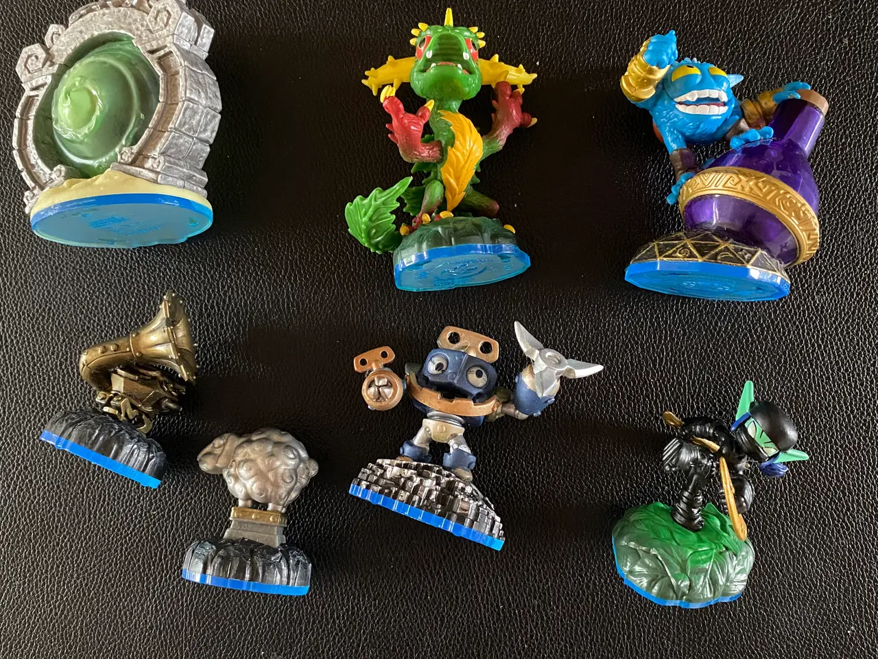 Billede 4 - 26 stk Skylanders og taske