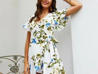 Kjole.med wrap- i Blomster.Print-/Størrelse : M/L