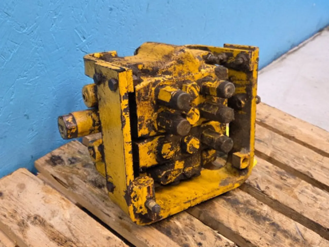 Billede 10 - Massey Ferguson 50HX Hydraulikventil 1470264M92