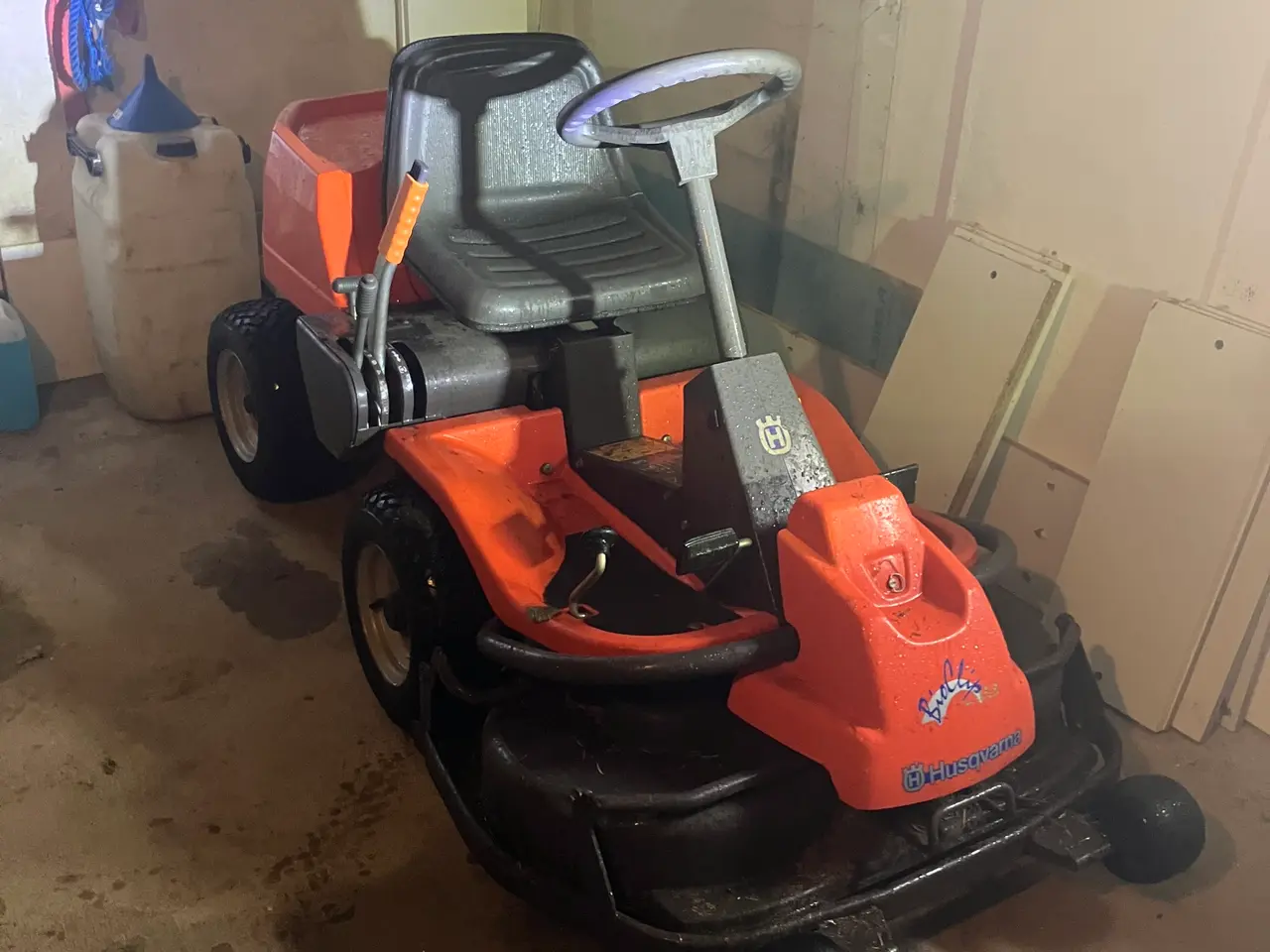 Billede 1 - Pæn Husqvarna Rider 13